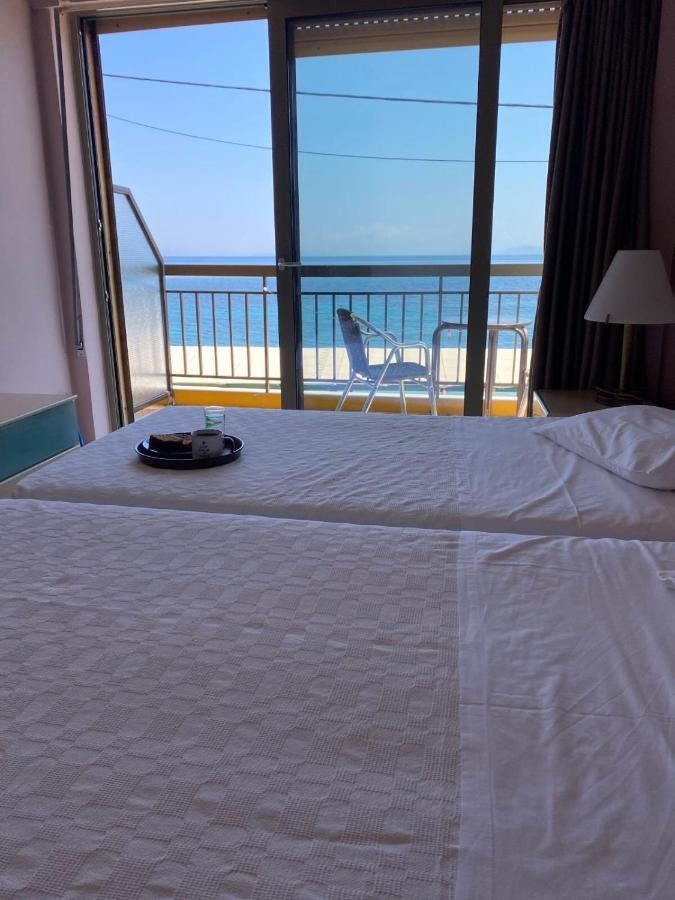 Riviera Hotel Poros  Luaran gambar