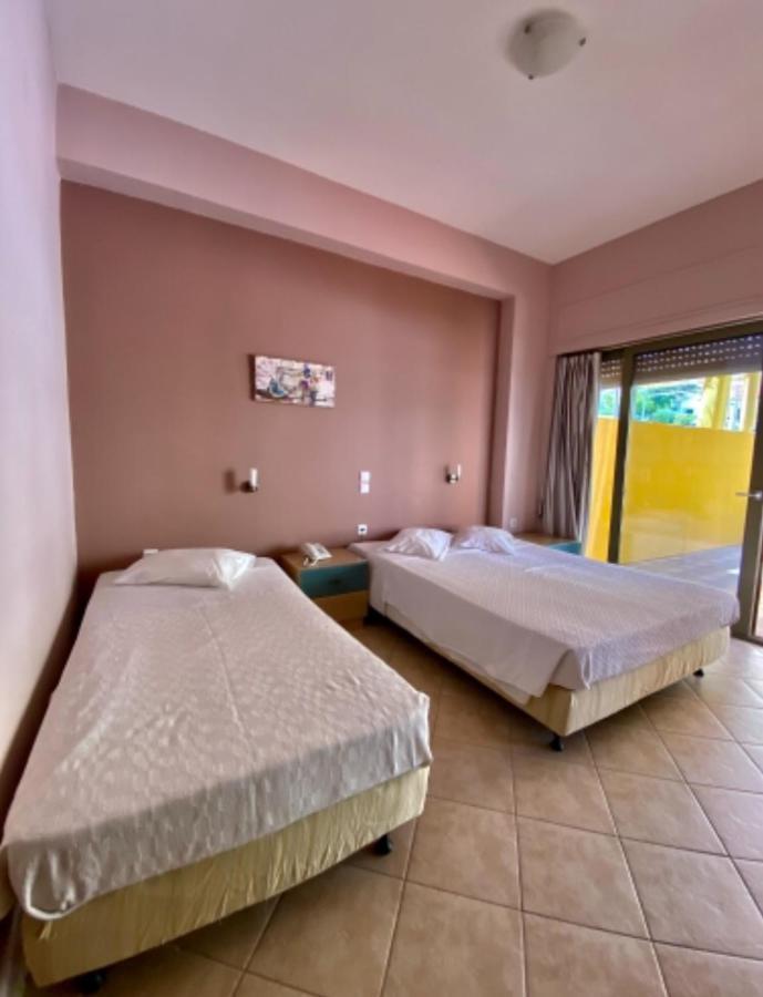 Riviera Hotel Poros  Luaran gambar