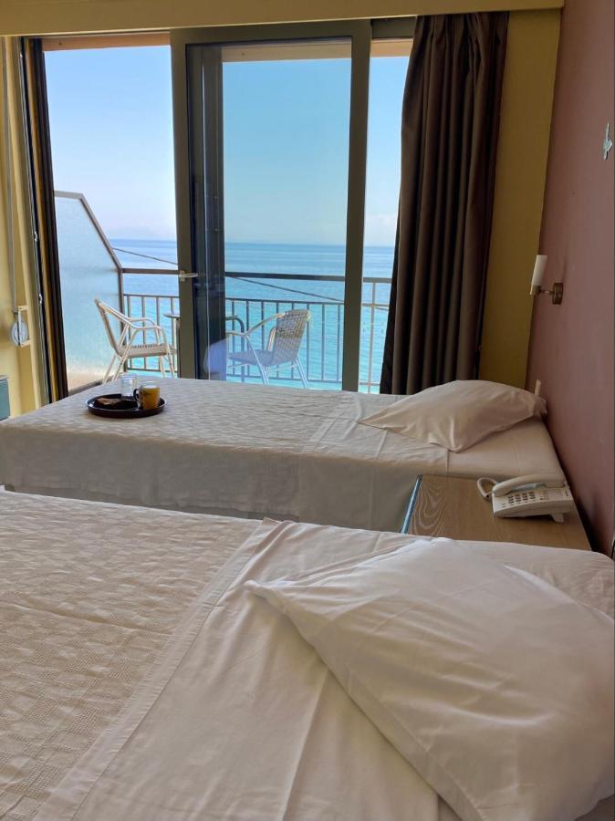 Riviera Hotel Poros  Luaran gambar