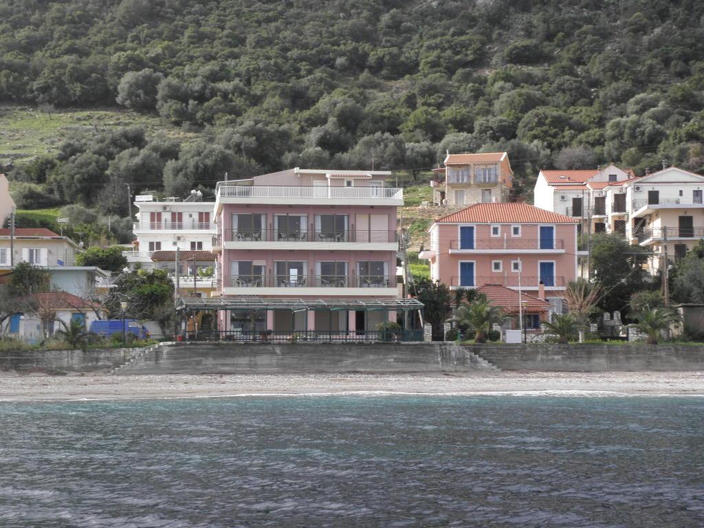 Riviera Hotel Poros  Luaran gambar